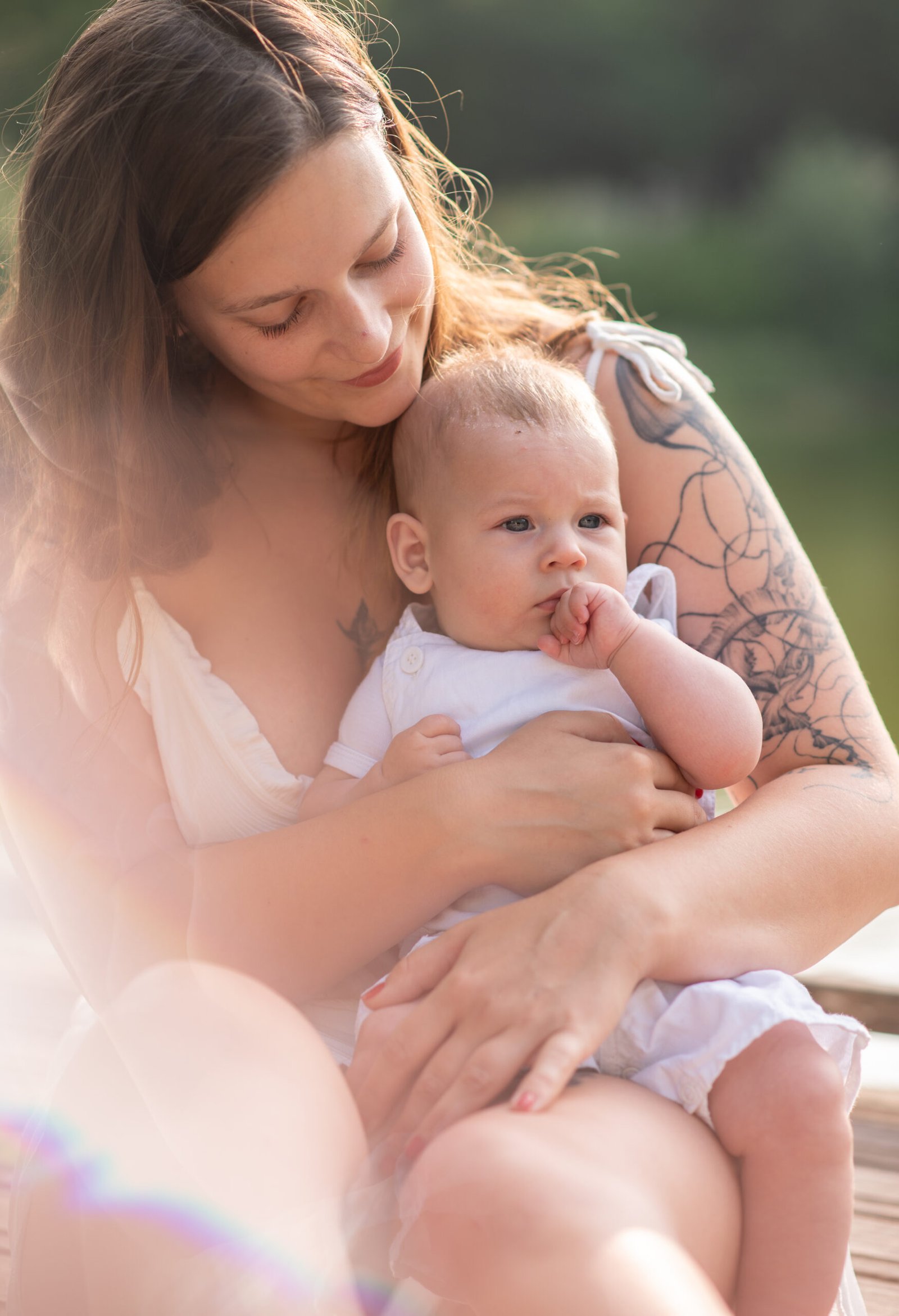 Mère et bébé photographiés ensemble